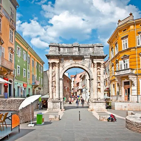 Istria Rosa In - Istrien *